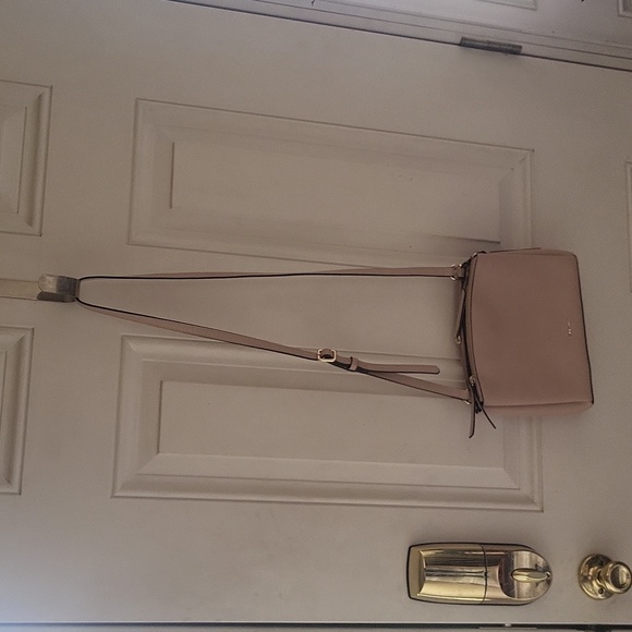 Nine West Handbags - Nine West shoulder bag